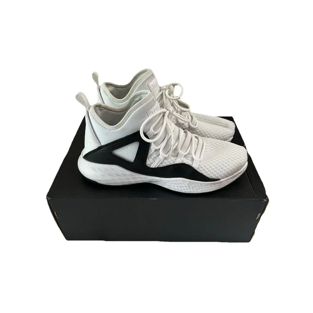 Jordan Formula 23 White Black Basketball Shoes Mens Size 9 881465-100